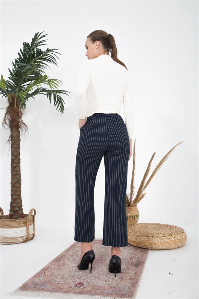 Kadın Geniş Paça Elegan Kumaş Pantolon